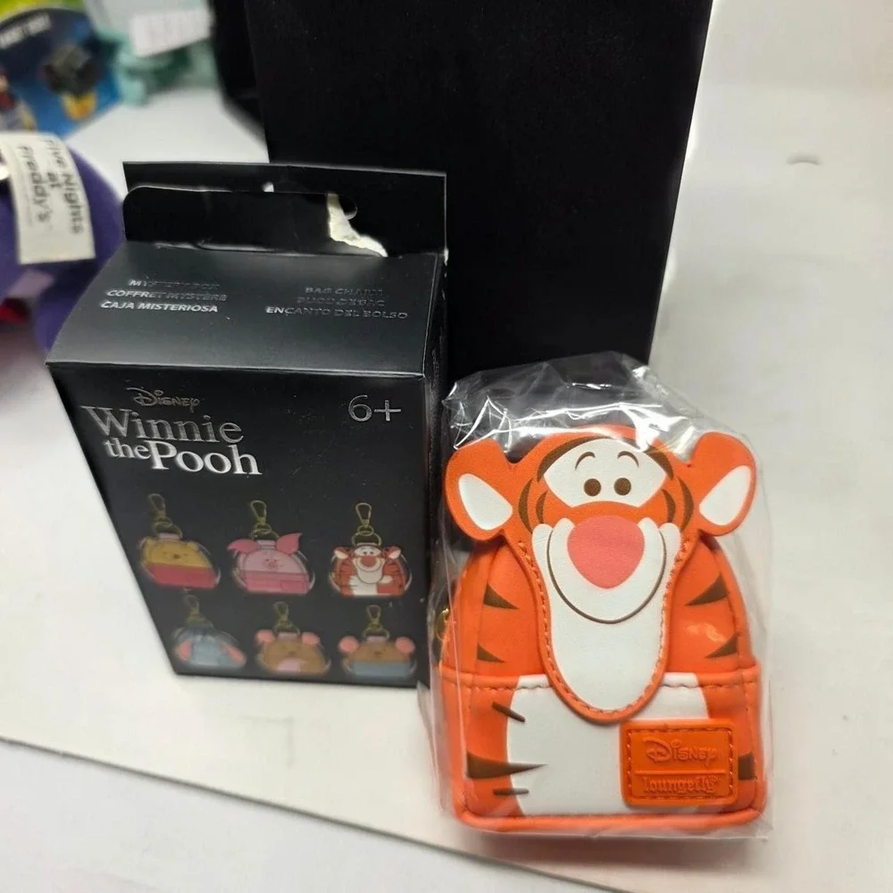 Loungefly Disney Winnie the Pooh Mini Backpack Keychain Bag Charm - Tigger